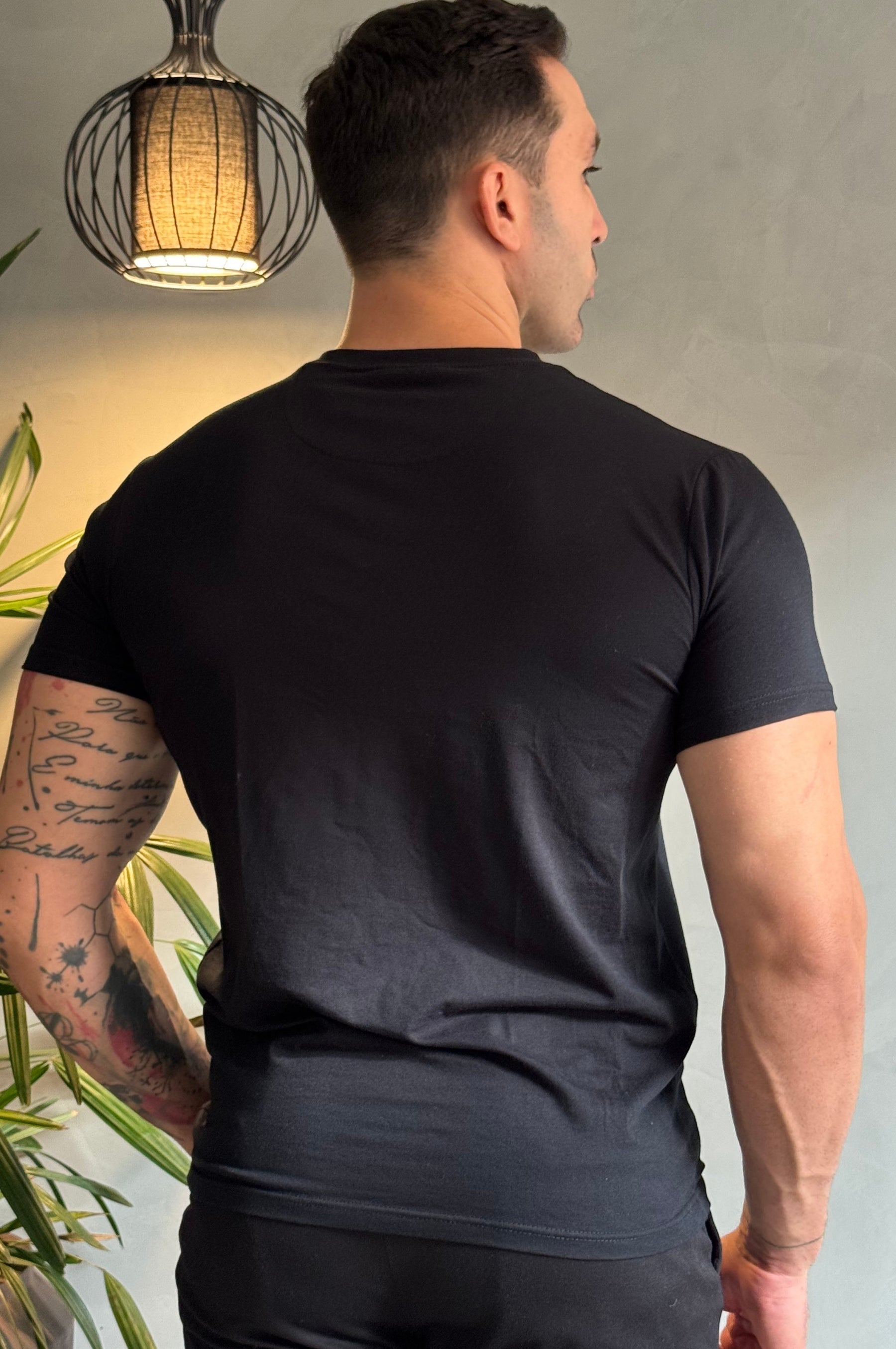 Camiseta Básica