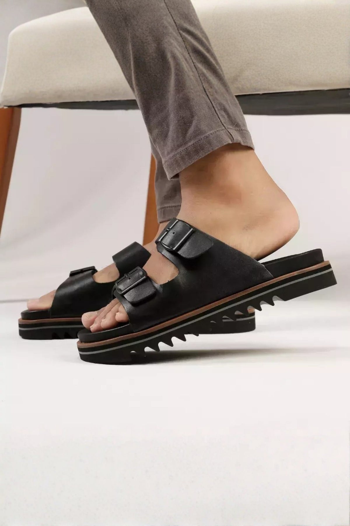Chinelo Comfort Maya Preto