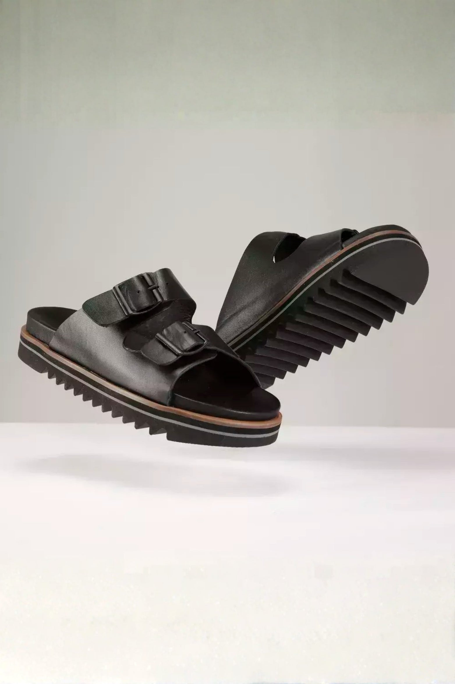 Chinelo Comfort Maya Preto