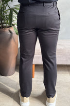Calça Levon Signature com Ajuste - Preta