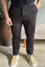 Calça Levon Signature com Ajuste - Preta