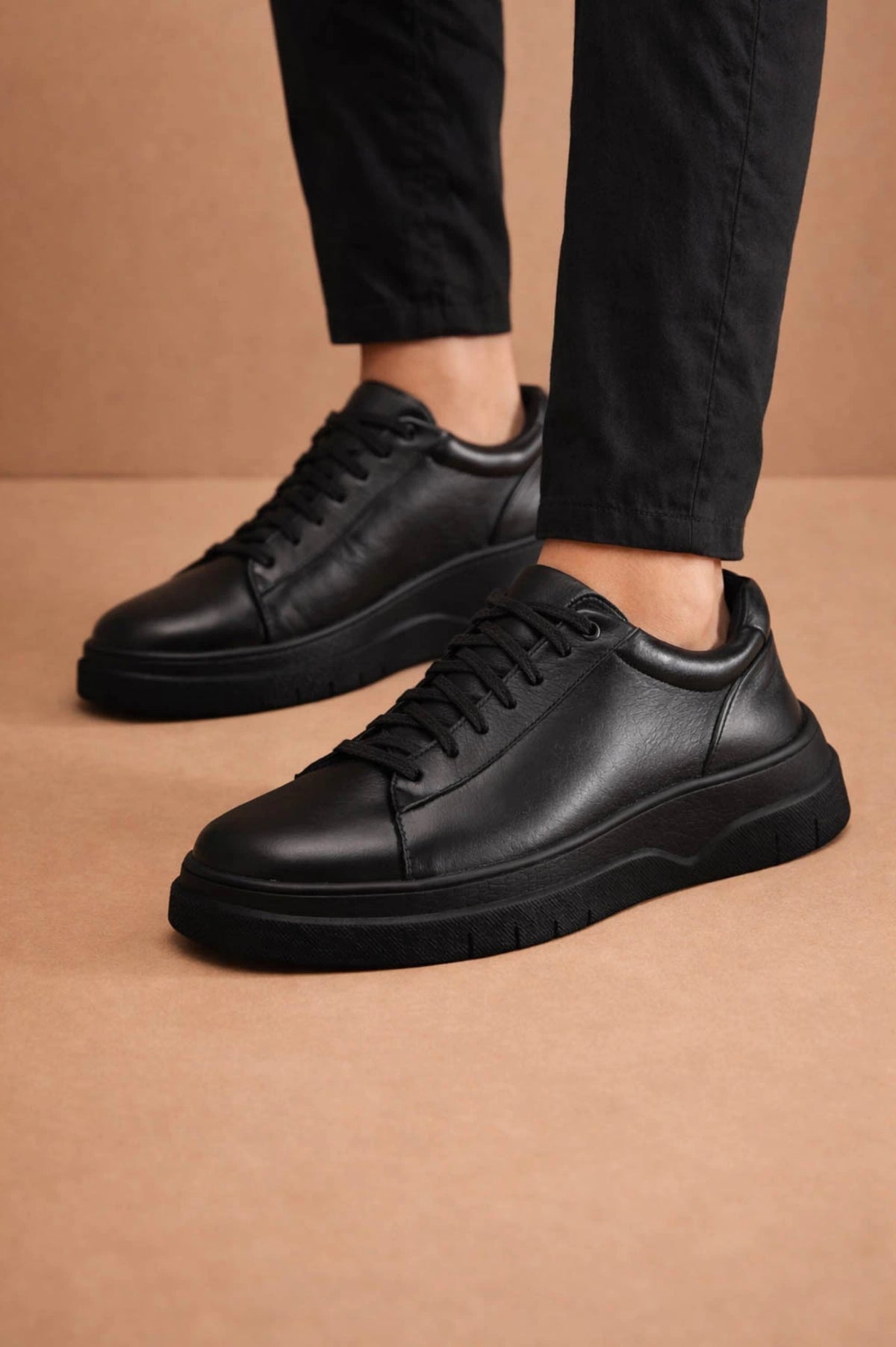 Floater Santiago All Black
